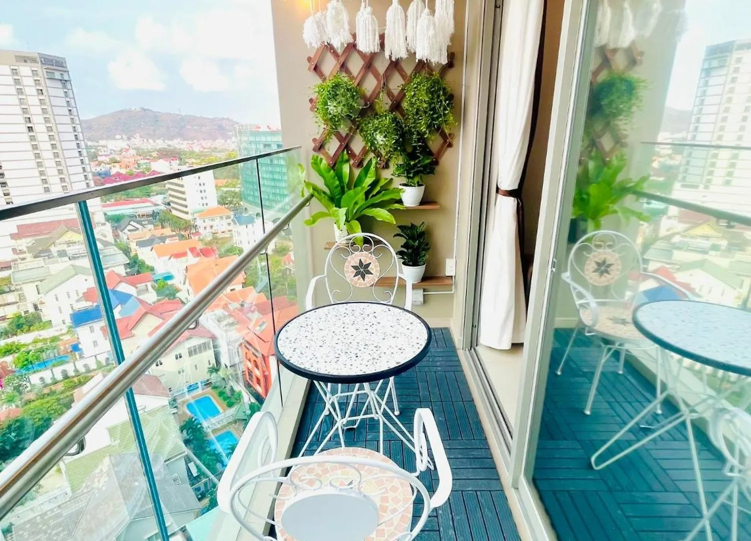 Condotel 5 Sao The Song Vung Tau Mr Vuong Vip Khong Thanh Toan Truoc 0*,  Vietnam